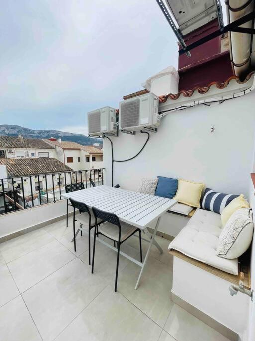 Attic Apartment In Old Town Denia Exteriör bild